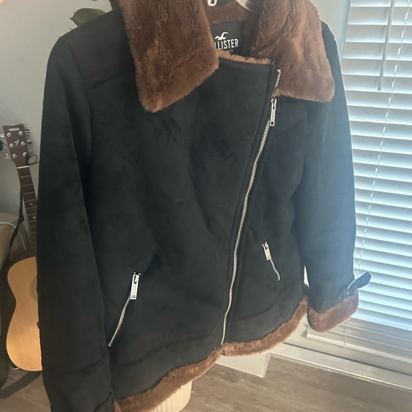 Hollister Black Jacket with Brown Faux Fur Trim - Picture 1 of 2